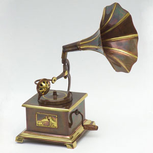 gramophone-nostalgia.jpg